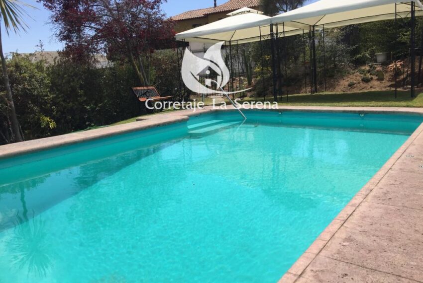 9 piscina